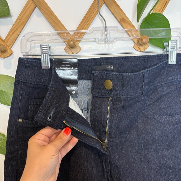 H&M Slim Leg Blue Denim Jeans - Picture 9 of 10